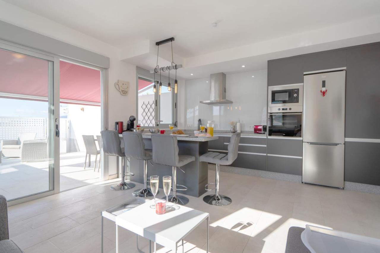Luxurious Apartment With Large Terrace And Sea Views Tabaiba Екстер'єр фото